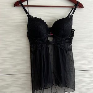 La Senza.  M. Very sexy lingerie. Excellent condition.